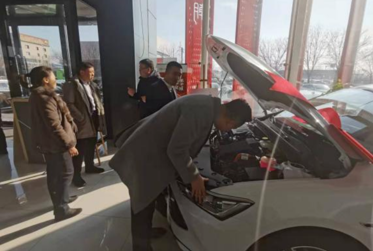 迎賓汽車公司走訪新能源車企，尋求合作發(fā)展新模式