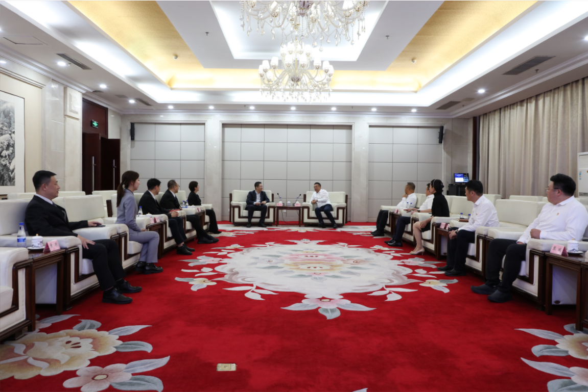 鞍勤、溫泉、公服集團與招商銀行簽訂戰(zhàn)略合作協(xié)議！銀企合作譜新篇